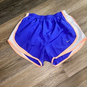 Women’s Nike tempos